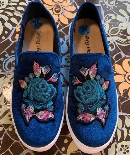 Dirty Laundry Velvet Bohemian Sneaker Sz:7.5