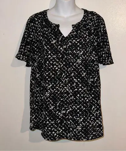 Apt. 9  women’s Black & White business Casual Top size Small