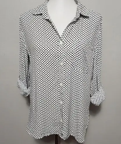 Velvet Heart  Elisa white black geo button down size medium