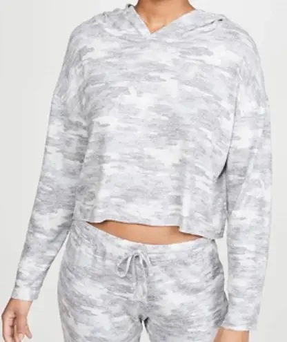 Onzie Cozy Camo Cropped Hoodie