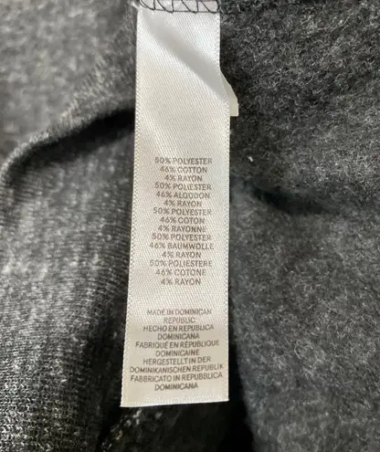 Alternative earth Women’s Raw Neckline Front Pocket Sweatshirt Grey NWOT