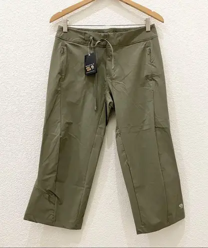 Mountain Hardwear NWT  Sage Green Ellinor Capri 8