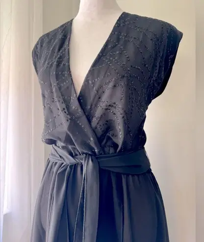 Vintage ‘80s Tracy! Sheer Black Sequined V