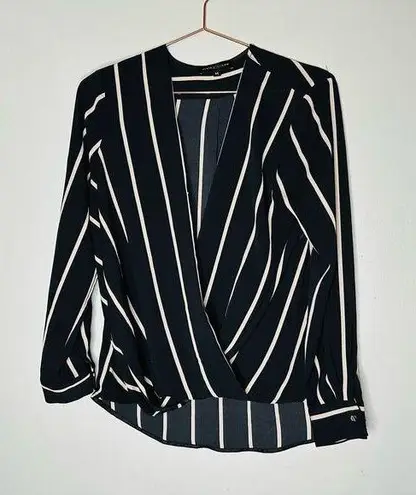 Slate + Willow Black White Pinstripe Long Sleeves Flowy High Low Blouse Size M