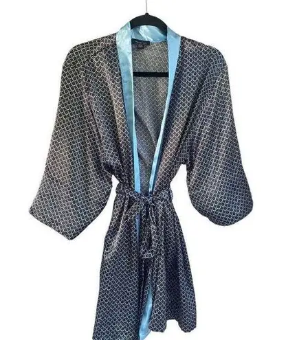 Jones New York  Size S/M satin robe