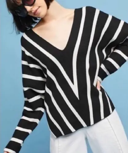 Anthropologie ‎ moth vertical stripe v neck sweater black & white womens size XS - Image 1