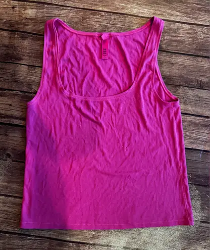SKIMS ✨ Soft Lounge Tank – Hot Pink – Size 4X ✨