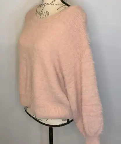 London Kaye fuzzy eyelash sweater blouson sleeves M Size M
