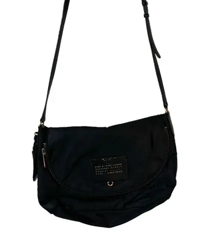 Marc by Marc Jacobs Nylon Pouch Purse Cross Body Bag