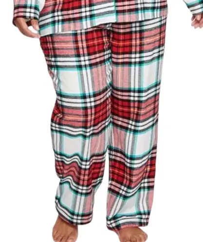 Sonoma  red and white plaid with some green in there too 2 piece flannel pj set!