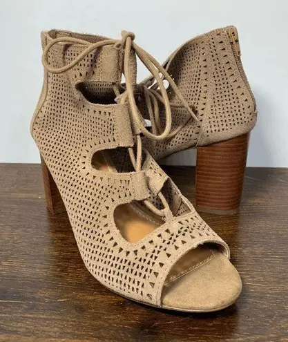 Crown Vintage Women Eralicia Peep Toe Heeled Bootie Lace Up Back Zip Taupe US 9 Brown