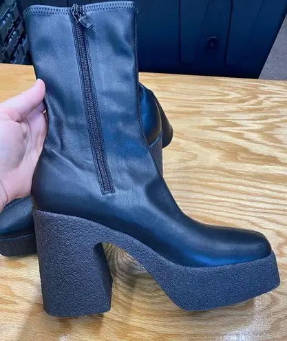Stella McCartney Platform Heel Boots Women's 8.5 Black Leather Side Zip S24