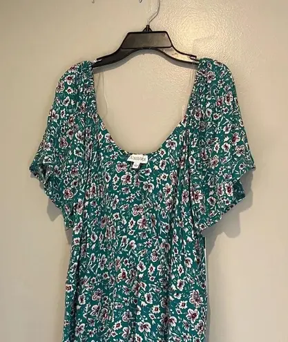 Luxology green floral, full length dress size large new with tags