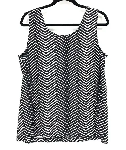 Chico's  Top Women's SIze 3 US XL Scoop Neck Tank Chevron Pattern Black White