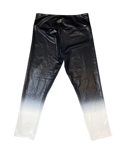 Zyia Light N Tight Liquid Shine Metallic Ombré High Rise B/W Leggings 8