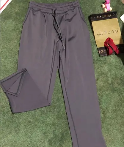 Susan Graver Jogger BNWOT