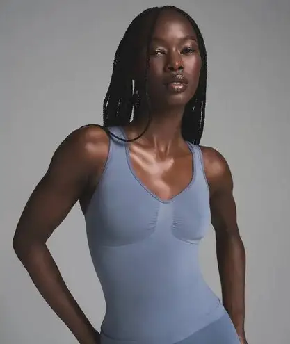 SKIMS NWOT Seamless Sculpt Tank Top Sz Medium Color Steel Blue