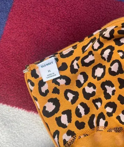 Old Navy  leopard print structured work dress
Women’s XL