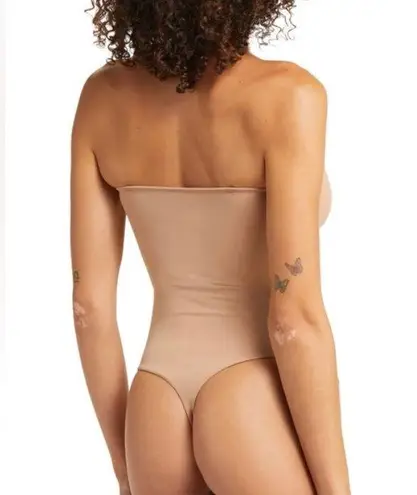 SKIMS Body Underwire Contouring Bodysuit L
