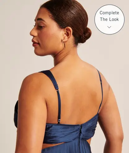 Abercrombie & Fitch Abercrombie Giselle Pleated Cutout Maxi Dress