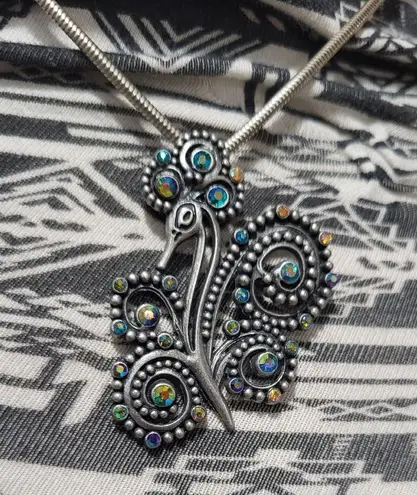 Peacock silver with iridescent rhinestone pendant choker necklace Purple