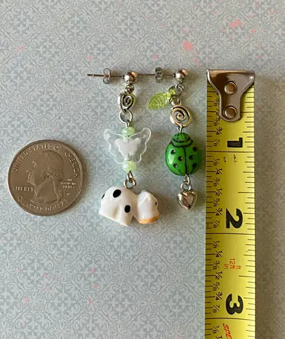 Handmade fairy y2k cute animals nature dangle earrings💚🐮🐞