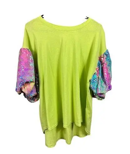 Fantastic Fawn Women's Lime Green & Colorful Sleeves
