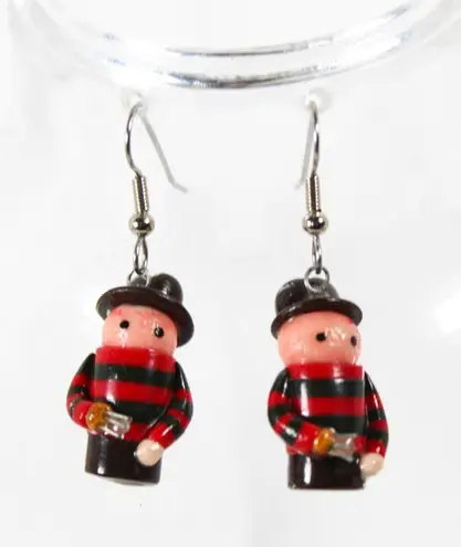 None Freddy Krueger Nightmare on Elm Street Mini Avant Garde Horror Movie Earrings