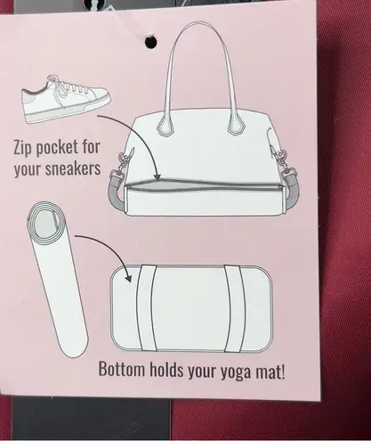 Mondani New York WeekenderTote/Duffle/Gym Bag Holds Sneakers & Yoga Mat …