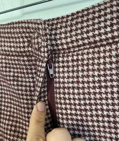 Cupcakes and Cashmere Maroon Houndstooth Wool Blend Mini Skirt Size 2
