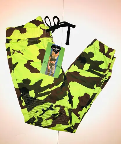 Vip Jeans Camouflage Cargo Pants