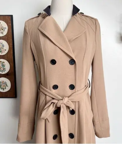 Besti Hello Besti Belli Classic Fitted Tan Double-Breasted Trench Coat