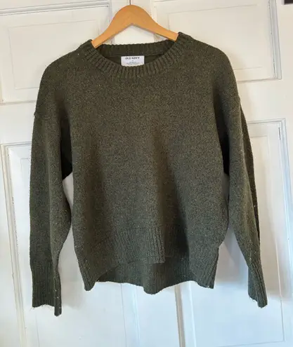 Old Navy  Green sweater  - Image 1