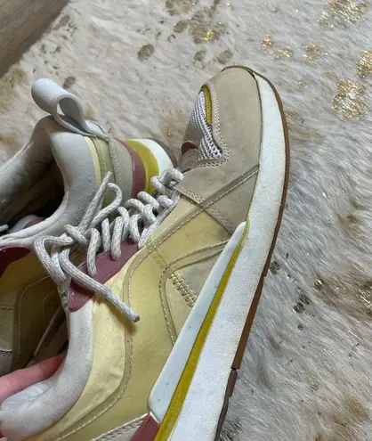 ZARA  pink yellow fashion sneakers
