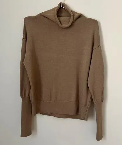 Wilfred  Aritzia Brown 100% Merino Wool Turtle Sweater Size M