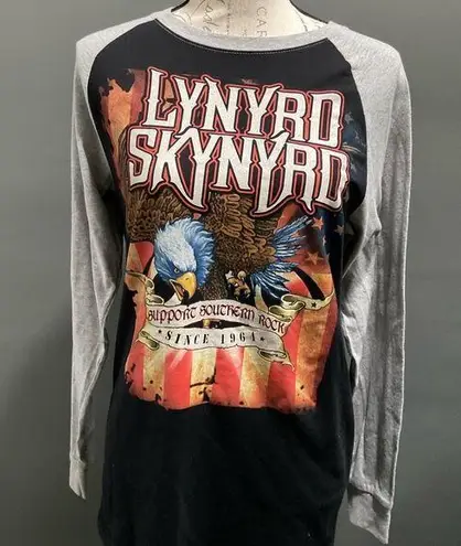 NWOT LYNYRD SKYNRD LONG SLEEVED T SHIRT Size M