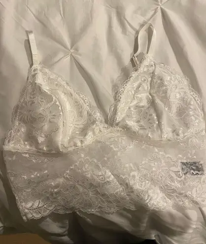 White Bralette / Crop Top