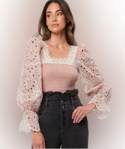 Elliatt NWT Stippling Long Sleeve Smocked Eyelet Lace Top in Blush Size S