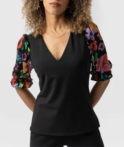 Saint & Sophia Tori Puff Sleeve Black Floral V