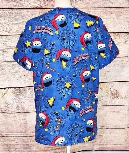 Sesame Street Blue Cookie Monster Santa Cookies Scrub Top Uniform Size S