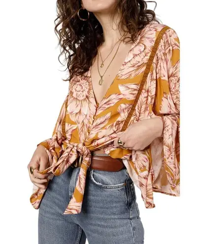 BAND OF THE FREE Libby Gold Floral Bell Sleeve Cropped Top Button Up NWT Small