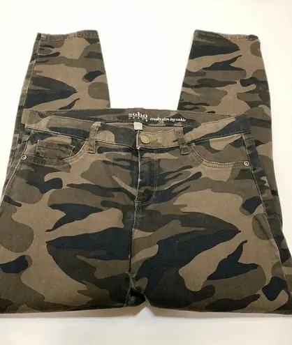 Soho New York & Co Camo Crosby Slim Leg Ankle Pant Size 6