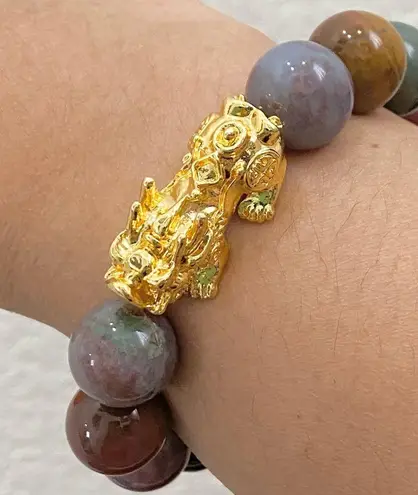 Handmade Natural Agate Multicolored Stone Pi Xiu Fengshui Lucky Stretch Bracelet