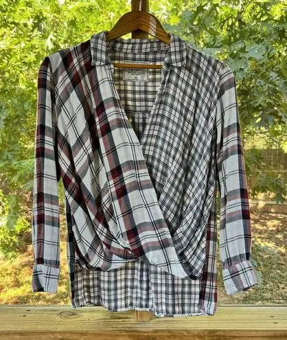 Abercrombie & Fitch  Women's Dual Print Draped Blouse Size M