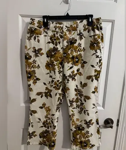 Denim & Co. Floral Printed Crop Kick Flare Jeans Neutral Women's Size 14 Green