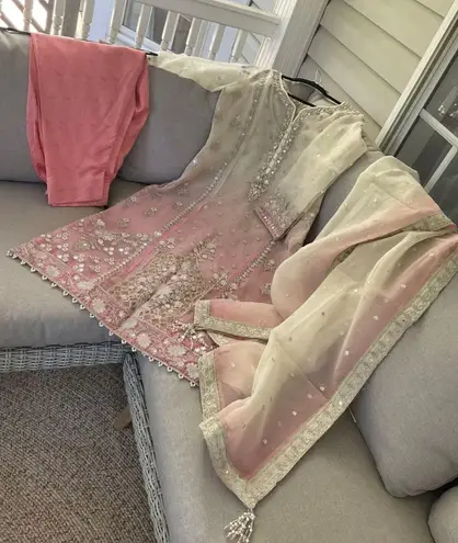 New pakistani indian Designer 3pc suit Multiple Size L