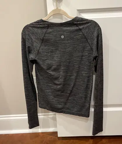 Lululemon Swiftly Tech Long Sleeve