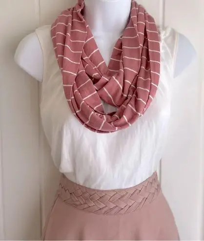 Luxurious Mauve Pink Super Soft Stretchy Jersey Striped Infinity Scarf EUC