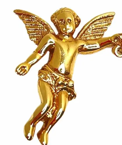 Cherub Holding a Heart Brooch, Gold Tone