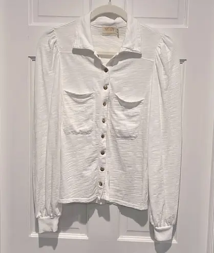 Nation Ltd Desta Top Optic White XS Long Sleeve Puff Shoulder Gold Snap Front
